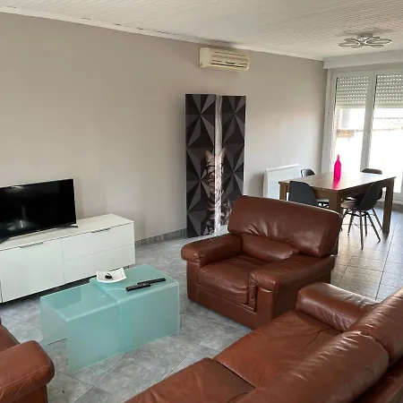 Apartment 2 Chambres Spacieuses Avec Terrasse *